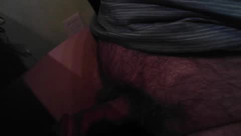 tigardmalelooking online show from 8, 1, 2025