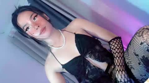 tight_elliana online show from 23, 9, 2025