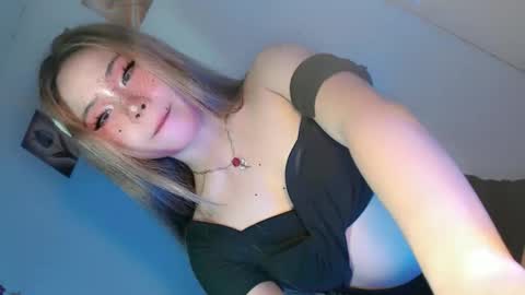 tight_elliana online show from 7, 5, 2026