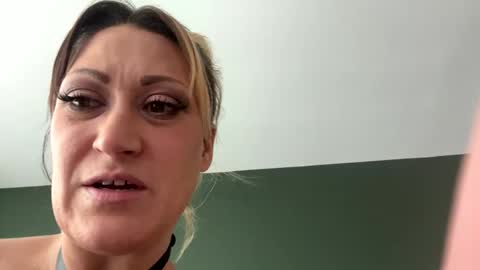 hotfirman92 online show from 5, 10, 2025