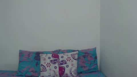 Snapshot of tiiana_01 chatting on 12, 11, 2025 Tatiana online show from 12, 11, 2025