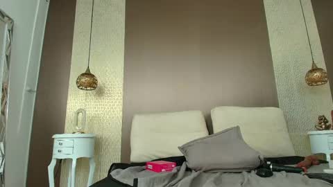 Snapshot of tiifany_baker chatting on 28, 4, 2026 T I F F A N Y online show from 28, 4, 2026