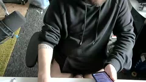 tiiimo94 online show from 7, 10, 2025