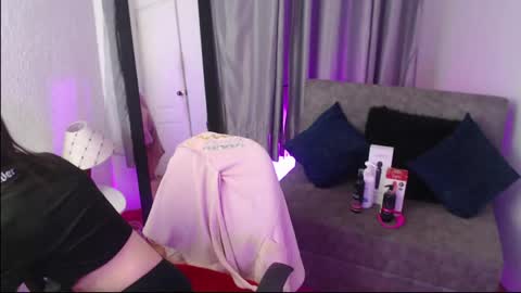 tiinajonus_ online show from 22, 5, 2026