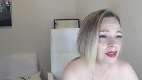 Tilly online show from 12, 12, 2024
