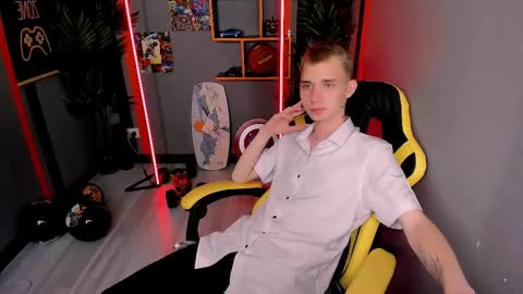 Tim online show from 5, 11, 2025