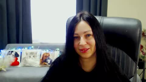 Luisa online show from 5, 3, 2026