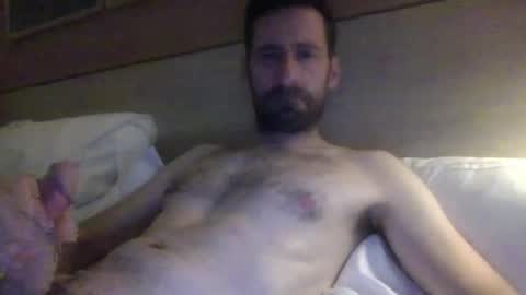 Snapshot of timetosetoff chatting on 19, 5, 2026 itsjustashotaway online show from 19, 5, 2026