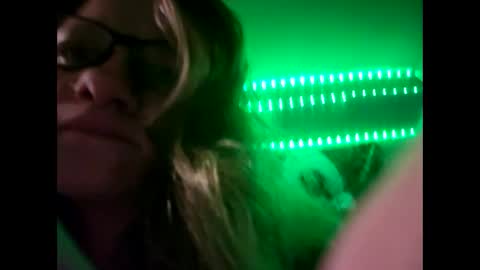 timidtinytightcarpetmuncher online show from 20, 10, 2025