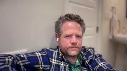 Snapshot of timjcali chatting on 1, 11, 2025 Tim online show from 1, 11, 2025