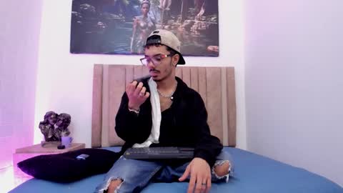 Evans  online show from 23, 12, 2025