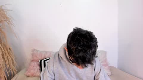 Snapshot of timothy_ross chatting on 17, 12, 2024 Timothy 21 years old online show from 17, 12, 2024