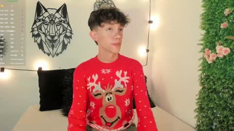 Snapshot of timothy_ross chatting on 12, 1, 2025 Timothy 21 years old online show from 12, 1, 2025