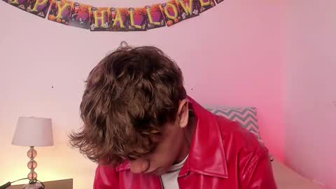 Timothy 21 years old online show from 17, 10, 2025