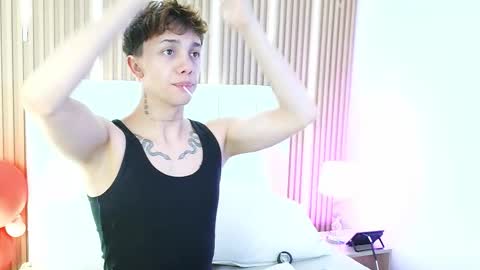 Snapshot of timothy_ross chatting on 17, 2, 2026 Timothy 21 years old online show from 17, 2, 2026