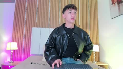 Snapshot of timothy_ross chatting on 23, 3, 2026 Timothy 21 years old online show from 23, 3, 2026