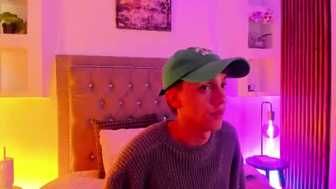 Timothy 21 years old online show from 28, 6, 2026