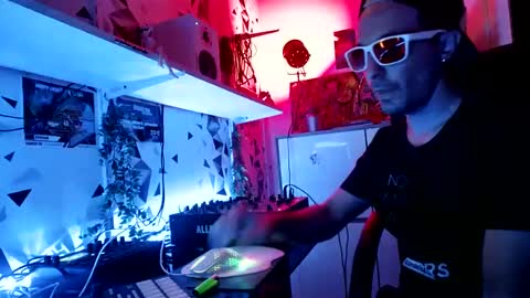 m0rty Kitty online show from 19, 9, 2025