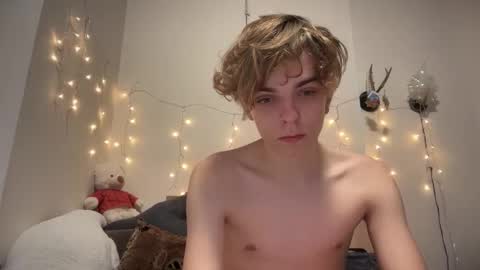 Snapshot of timveret chatting on 12, 2, 2026 Wizard online show from 12, 2, 2026