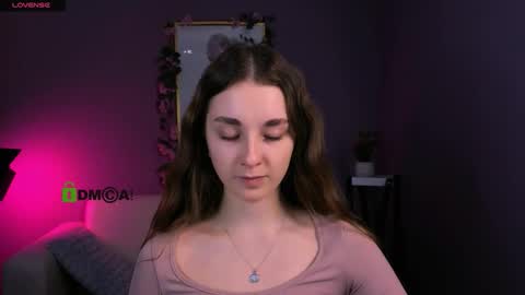 tina bright  online show from 17, 12, 2025