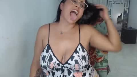 Snapshot of tina_cutexx chatting on 24, 1, 2025 tina cutexx online show from 24, 1, 2025