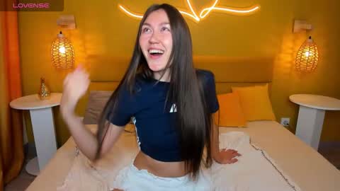 Tina  online show from 13, 9, 2025