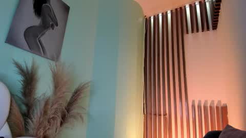 Tina  online show from 30, 11, 2025