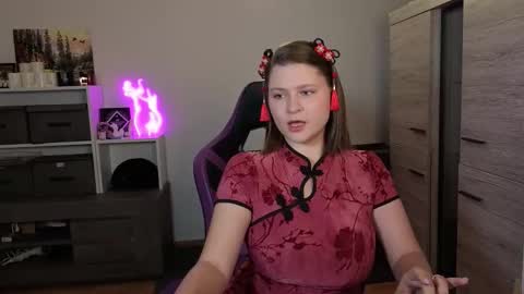 Tina Angel online show from 30, 9, 2025