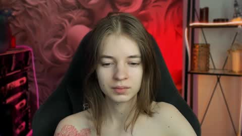 Tina Davil online show from 4, 2, 2025