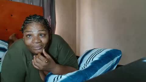 Snapshot of tinagiant chatting on 15, 1, 2026 tinagiant online show from 15, 1, 2026