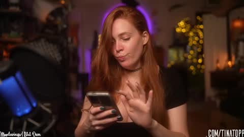 Snapshot of tinatopp chatting on 12, 10, 2025 Tina - online show from 12, 10, 2025