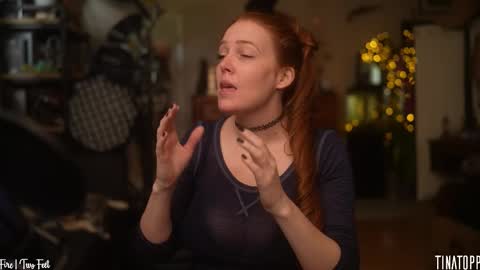 Snapshot of tinatopp chatting on 23, 10, 2025 Tina - online show from 23, 10, 2025