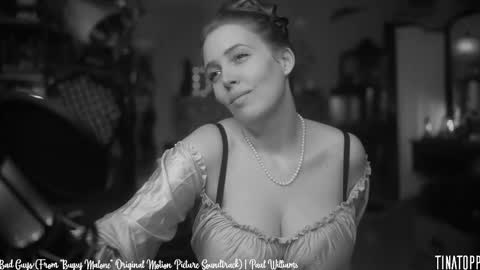 Snapshot of tinatopp chatting on 31, 10, 2025 Tina - online show from 31, 10, 2025