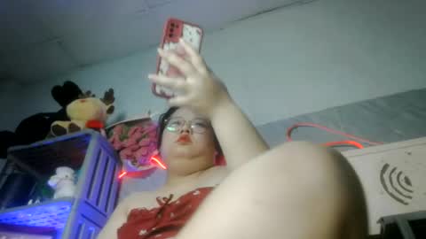 Snapshot of tini_bei chatting on 27, 7, 2026 tini_bei online show from 27, 7, 2026