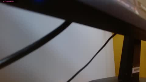 tinisweet online show from 11, 11, 2025