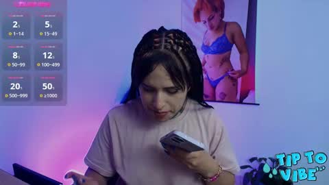 Snapshot of tinnadawson chatting on 18, 2, 2025 I AM BELLA ----------- follow my IG TINNS 69 online show from 18, 2, 2025