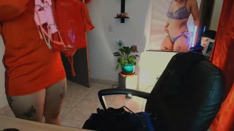 I AM BELLA  ----------- follow my  IG  TINNS 69 online show from 26, 3, 2026