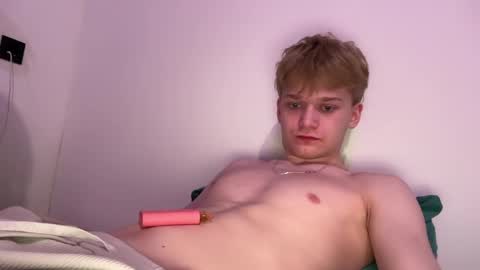 TinnyDoll online show from 24, 3, 2026