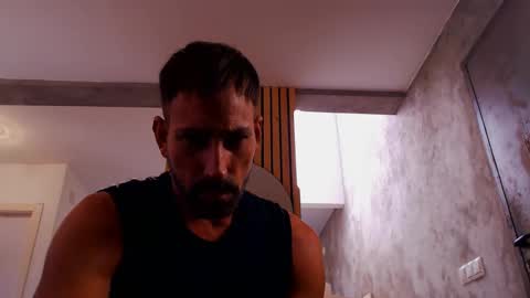 Snapshot of tinoclandestino chatting on 12, 1, 2025 tinoclandestino online show from 12, 1, 2025