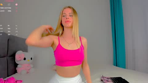 Snapshot of tiny__alice chatting on 31, 1, 2025 Alice ONLINE TOMORROW 1100-1700 GMT3 online show from 31, 1, 2025