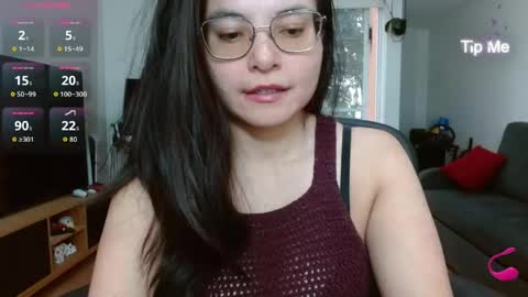Tiny Caroline online show from 21, 4, 2026