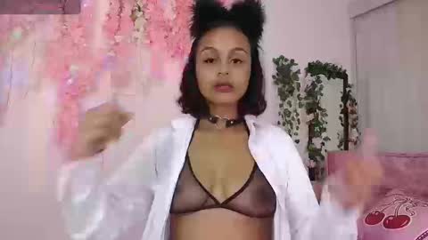 Snapshot of tiny_cherry chatting on 20, 3, 2026 Tiny online show from 20, 3, 2026