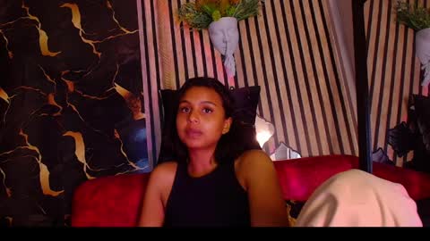 Snapshot of tiny_cherry chatting on 9, 4, 2026 Tiny online show from 9, 4, 2026