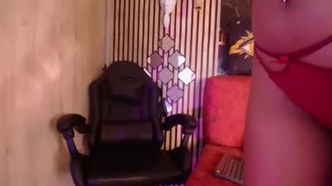 Tiny  online show from 7, 5, 2026