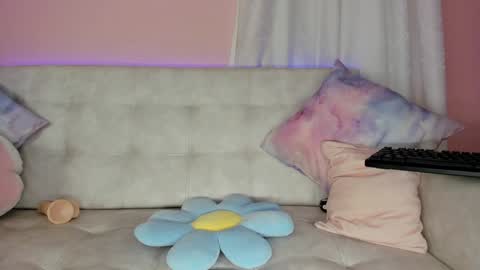 tiny_cora online show from 30, 12, 2024
