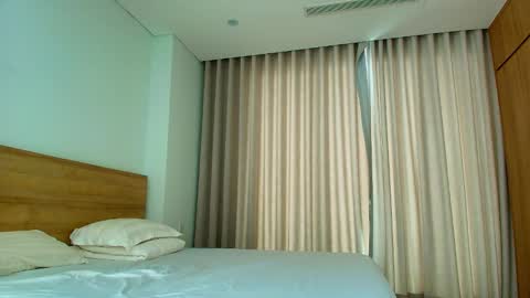 Snapshot of tiny_cute chatting on 10, 12, 2024 Lia online show from 10, 12, 2024