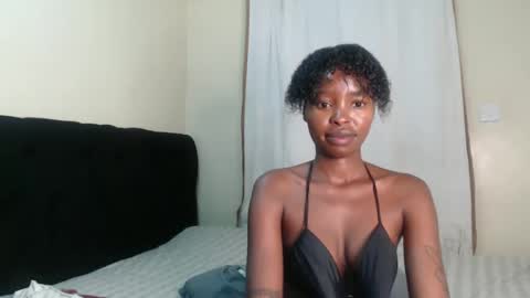 Snapshot of tiny_spoiler chatting on 16, 12, 2024 tiny_spoiler online show from 16, 12, 2024