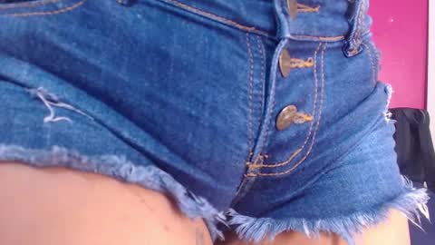 tiny_whore18 online show from 16, 10, 2025