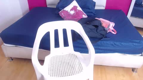 tiny_whore18 online show from 17, 10, 2025