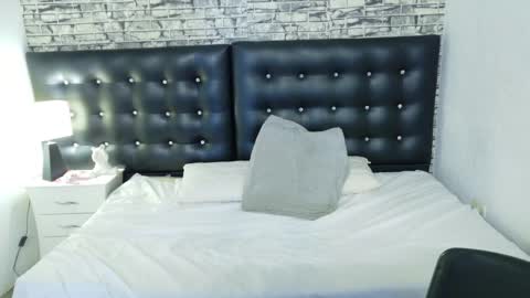 Snapshot of tiny_whore18 chatting on 26, 3, 2026 tiny_whore18 online show from 26, 3, 2026